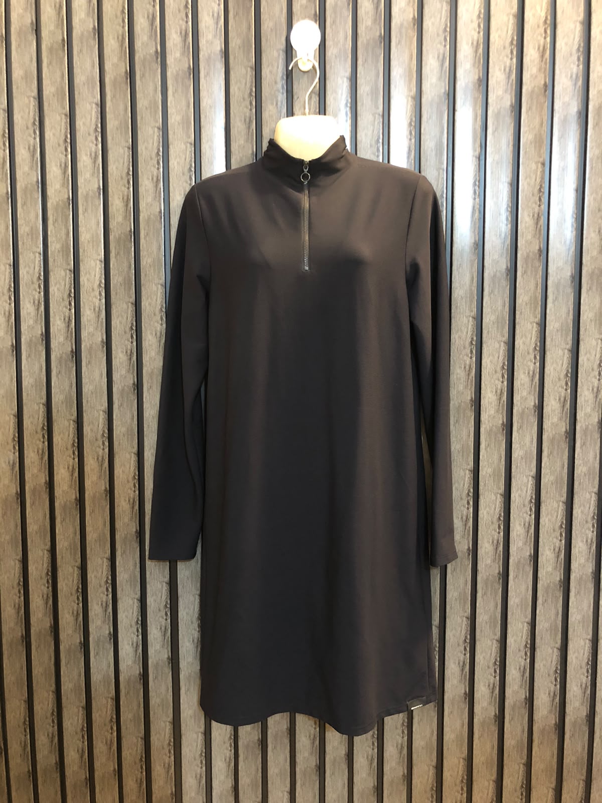 Chest 21  Length 33  Fabric Silk Jersey Elegant Short Party Dress for Ladies