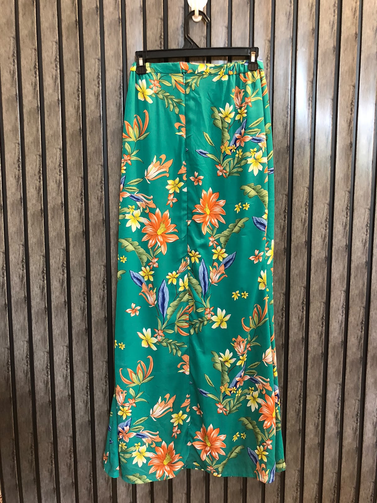 waist 28  Length 41  Fabric silk Latest Western Skirts for Fashion Women