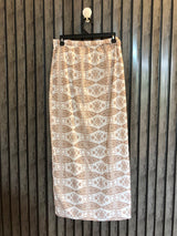 waist 34  Length 38  Fabric silk Chic & Elegant Women's Branded Skirts