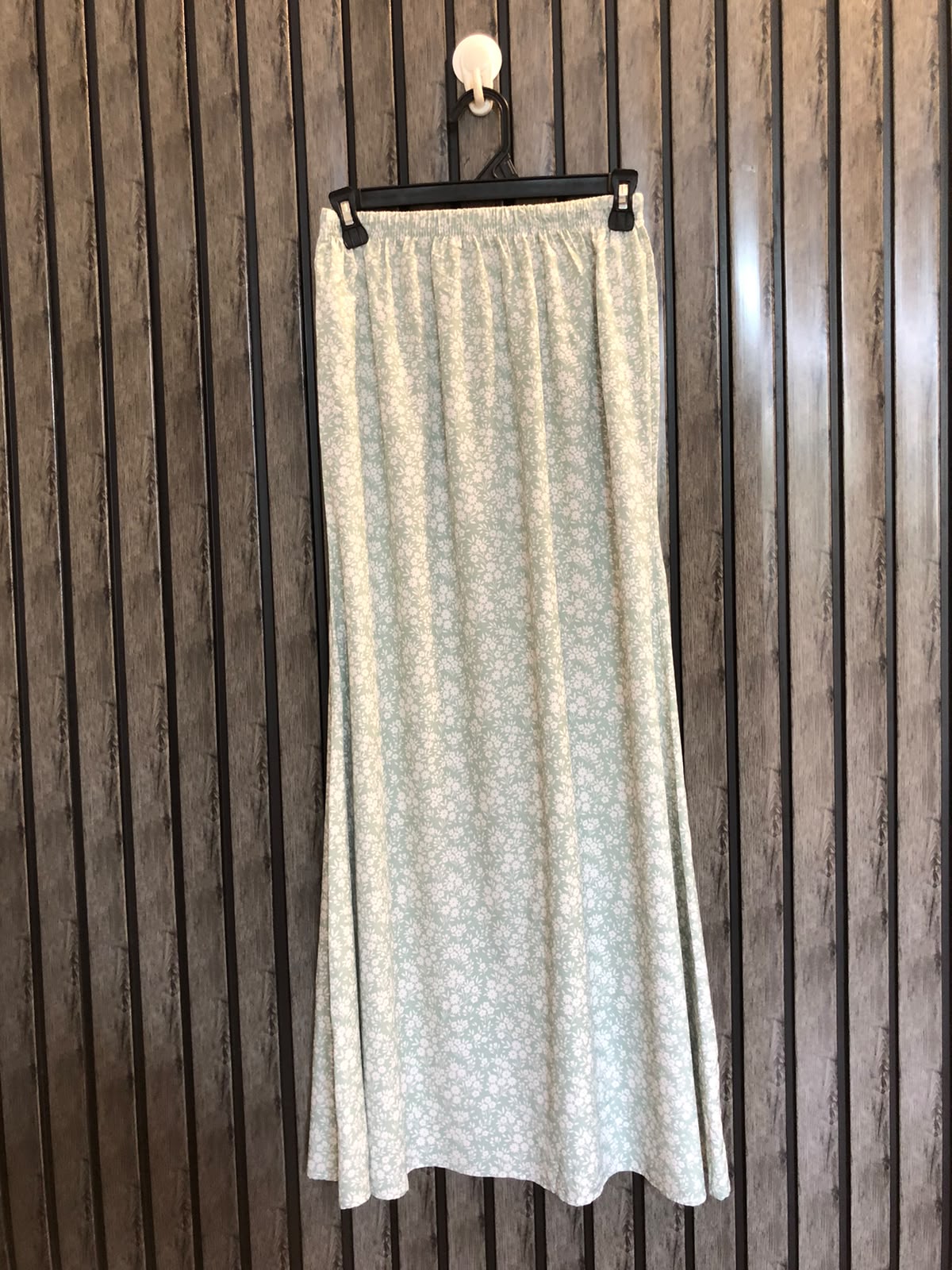 waist 26  Length 38  Fabric silk Women's Western Skirts – New Arrivals