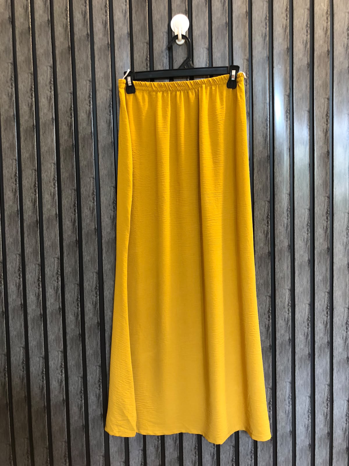waist 32  Length 37  Fabric silk Exclusive Western Fashion Skirts