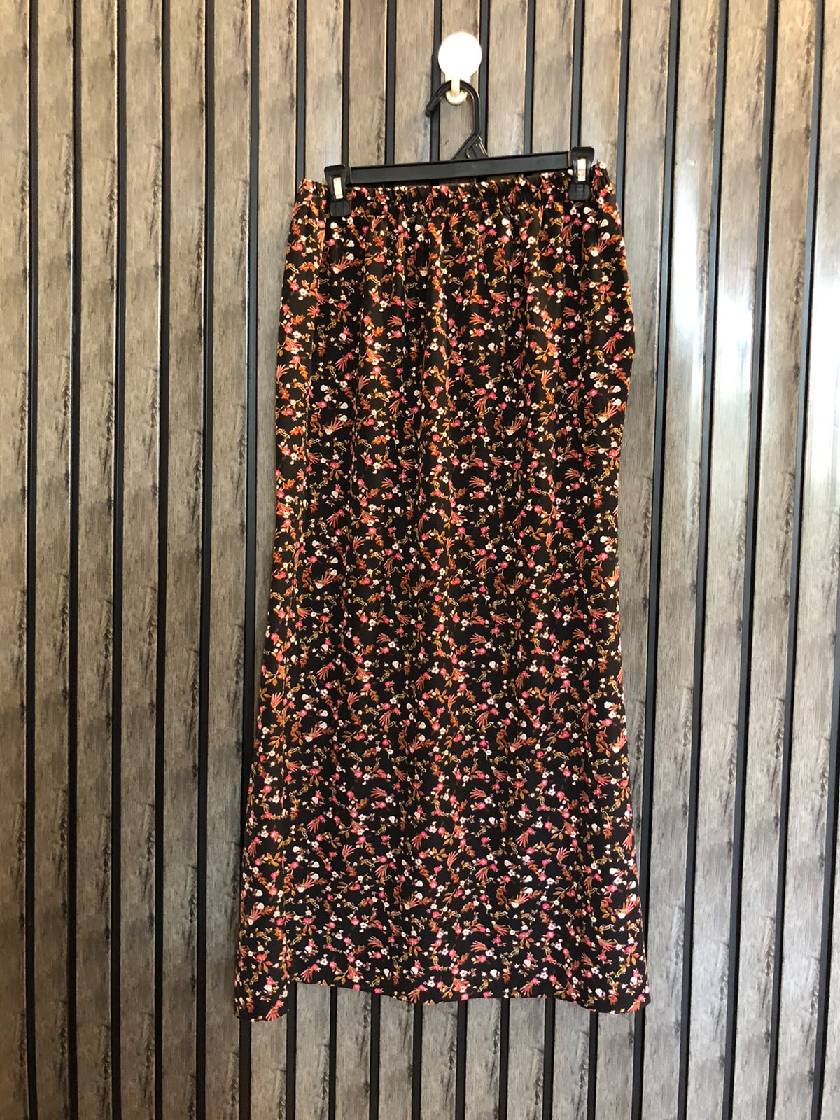 waist 30  Length 36  Fabric silk Latest Imported Women's Skirts