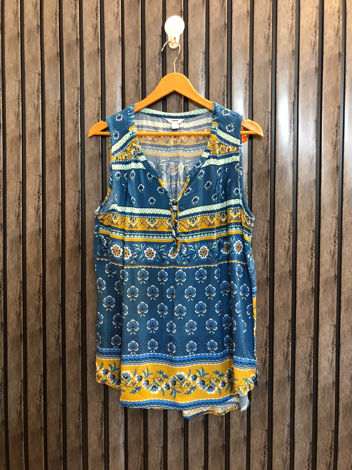 Chest 20  Lenght 27 to 28  Fabric linen Chic Sleeveless Tops for Women