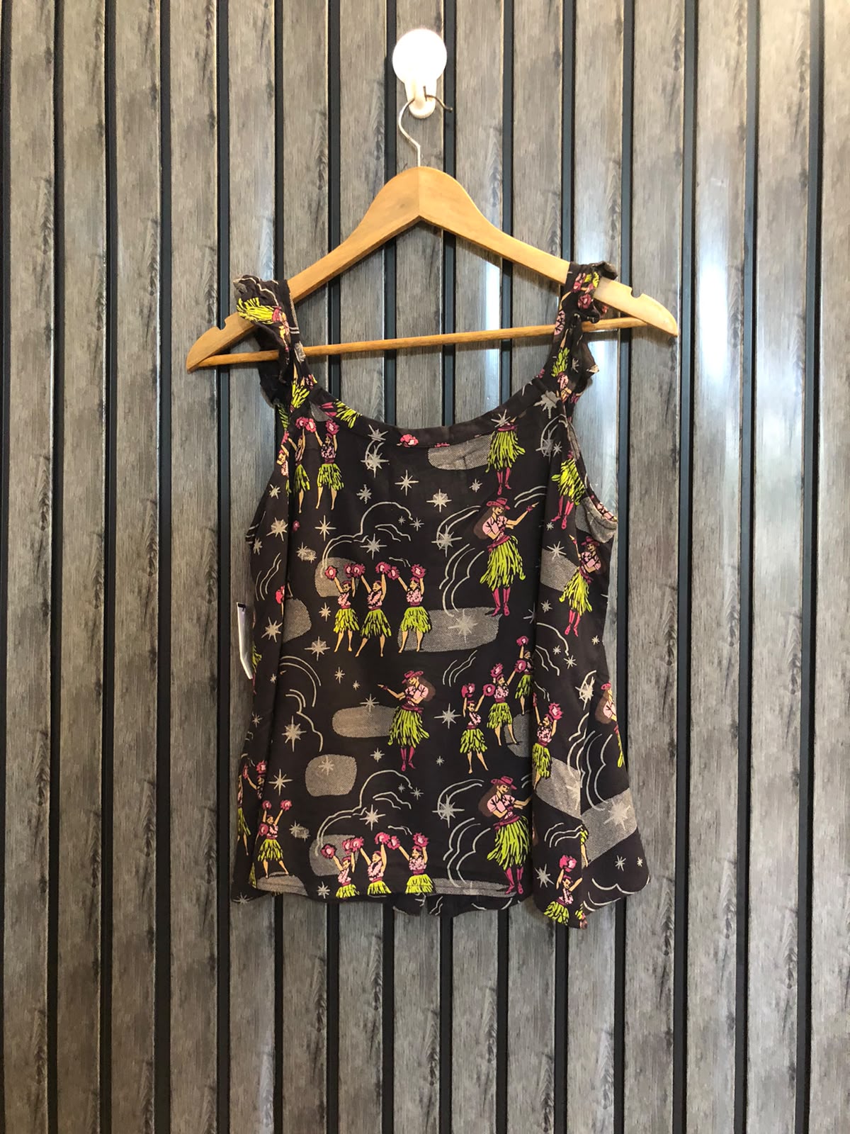 Chest 18  Lenght 19  fabric linen Women's Trendy Sleeveless Apparel