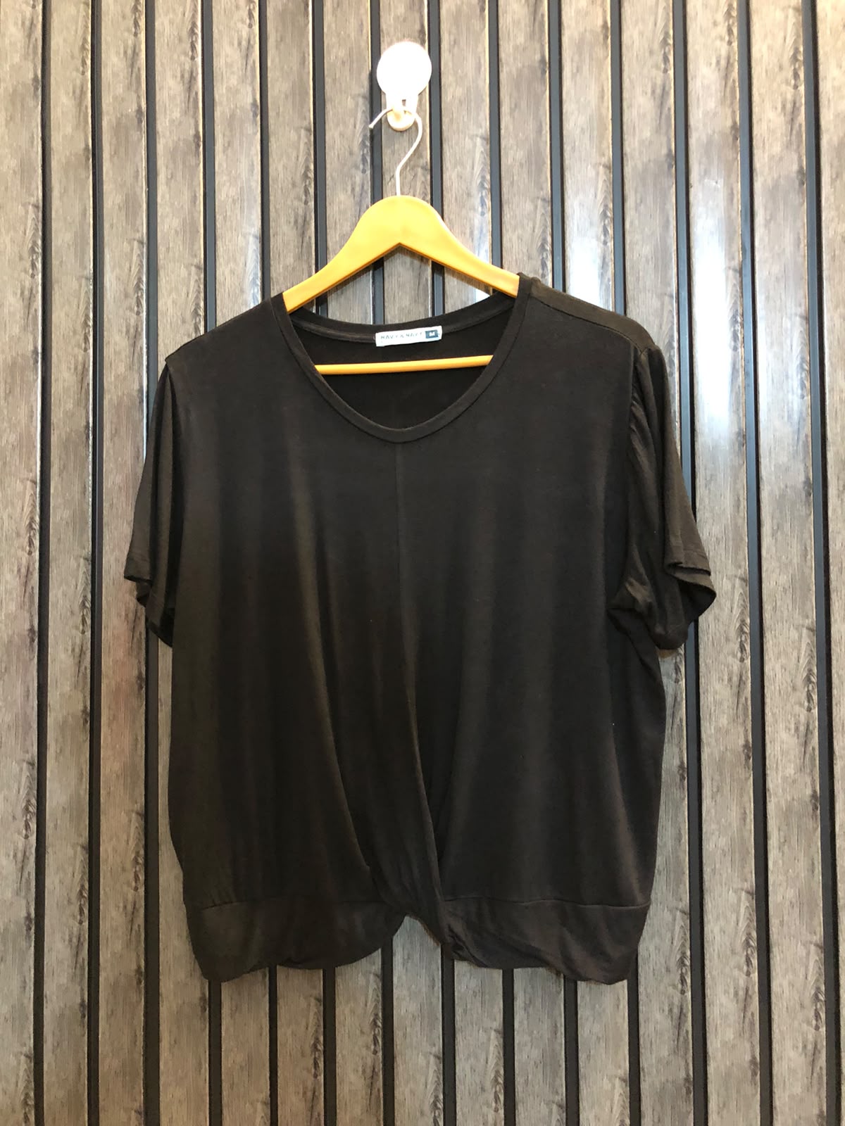 Chest medium  baggy style  Lenght 20 The T-Shirt Standard