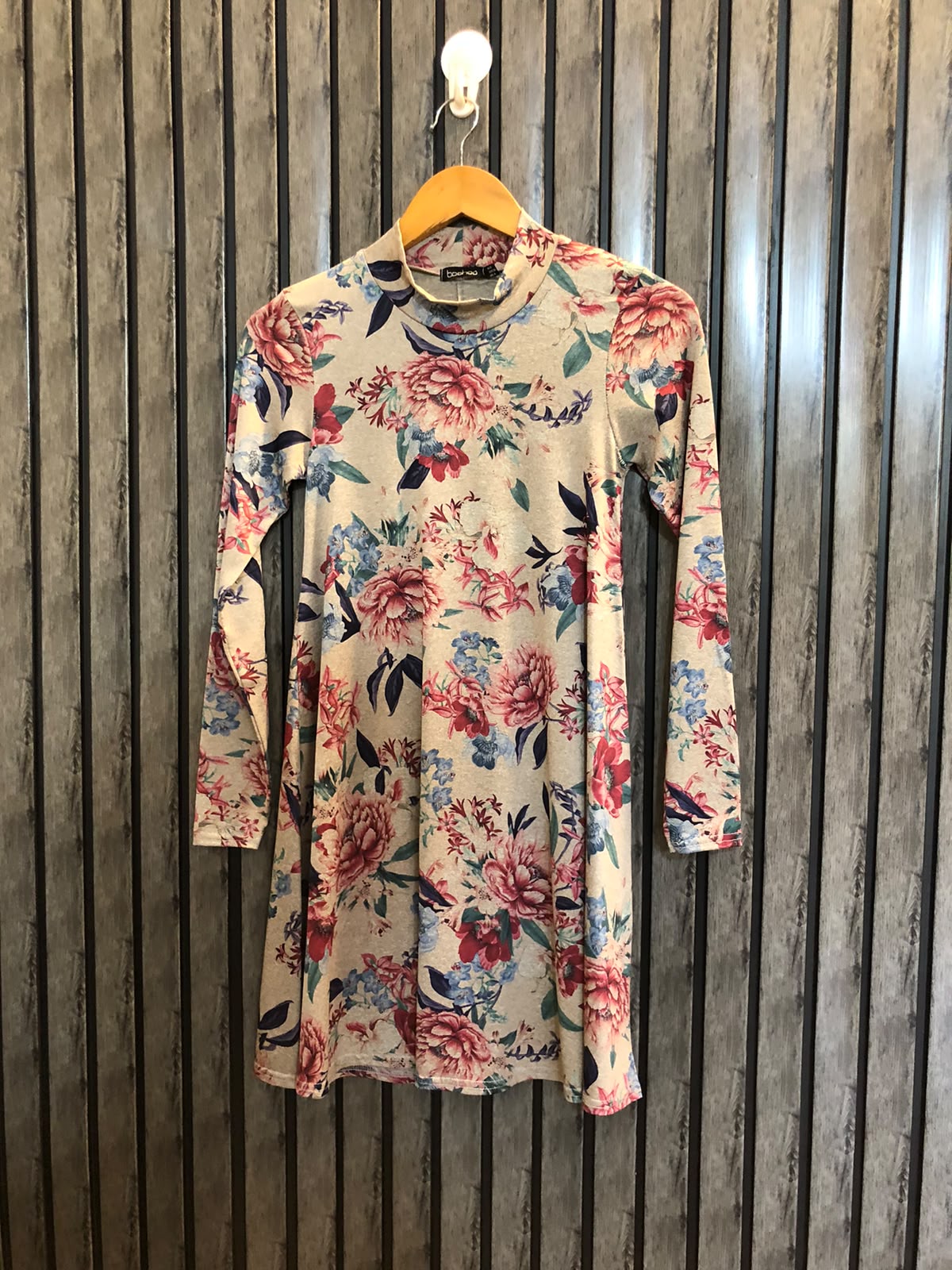 Chest 16  Lenght 30  Fabric silk jersey Western Branded Women's Long Tops