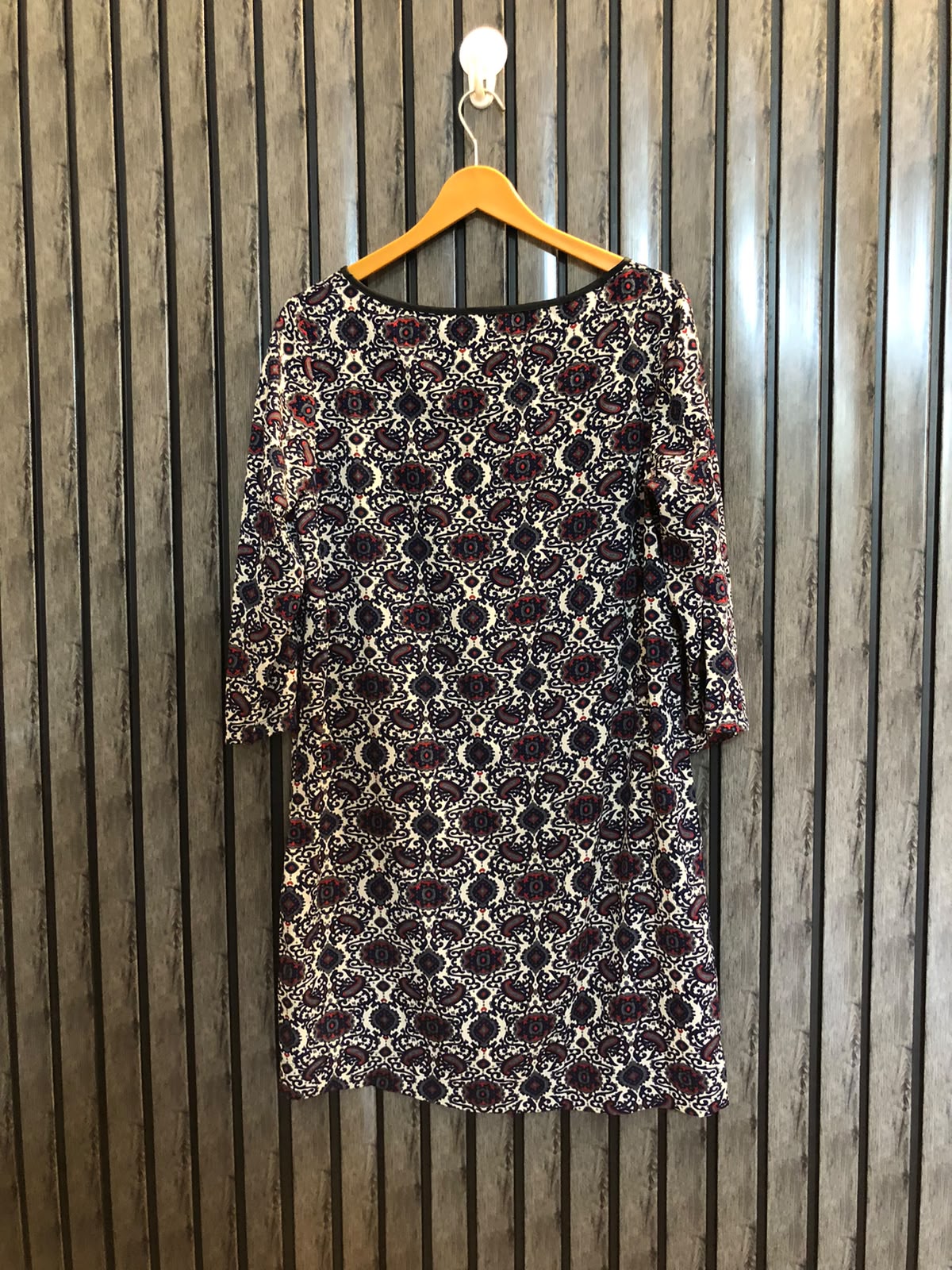 Chest 18  Lenght 33  Fabric silk Stylish Women's Long Tops