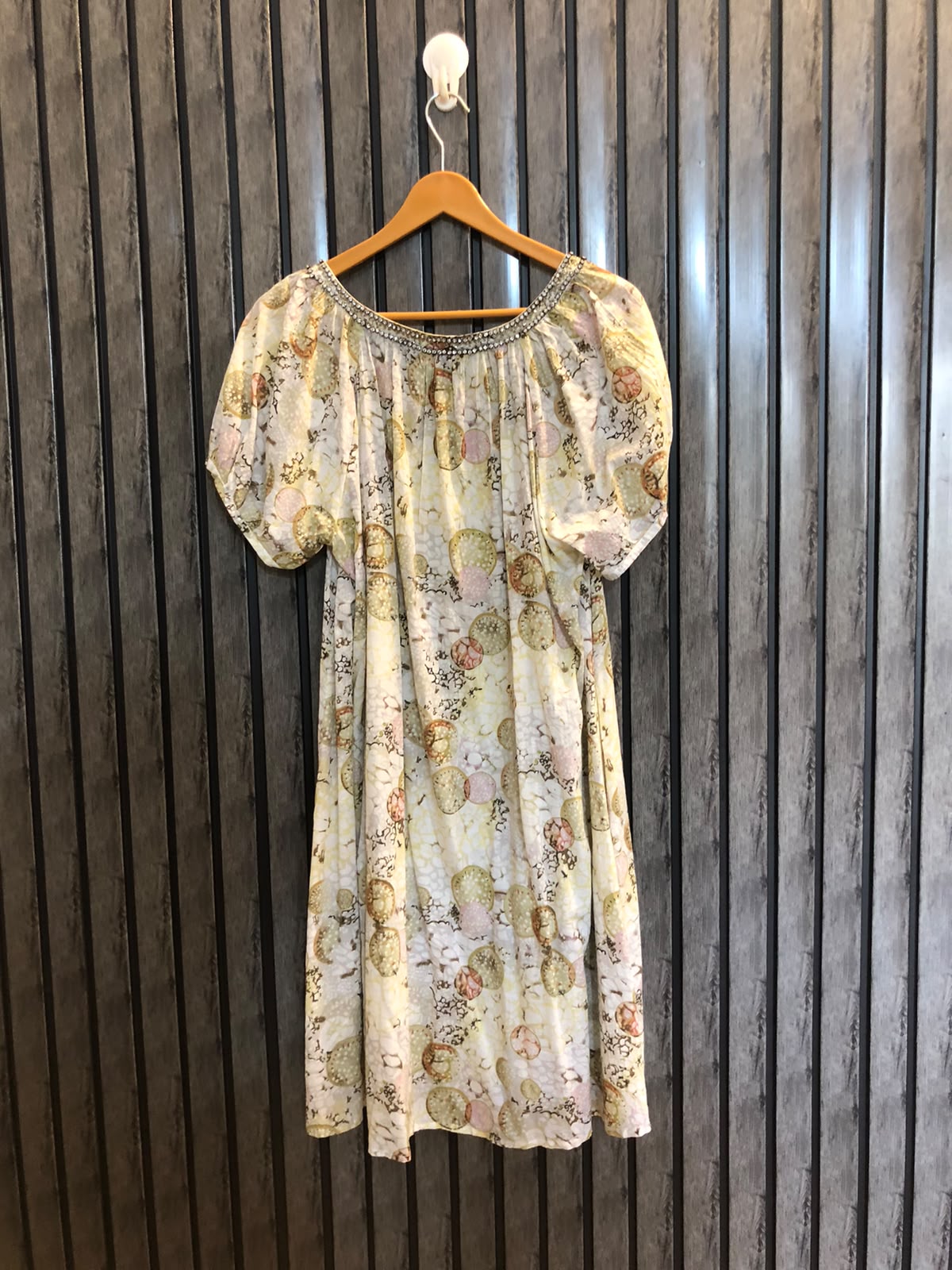 Chest 21  Lenght 37  Fabric Cotton Modern Long Tops Collection