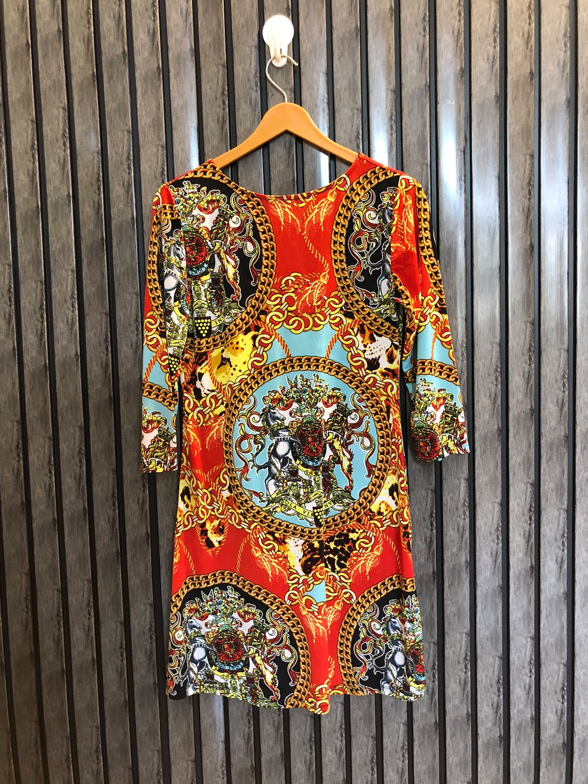 Chest 19  Lenght 33  Fabric Silk Jersey Ladies Long Top