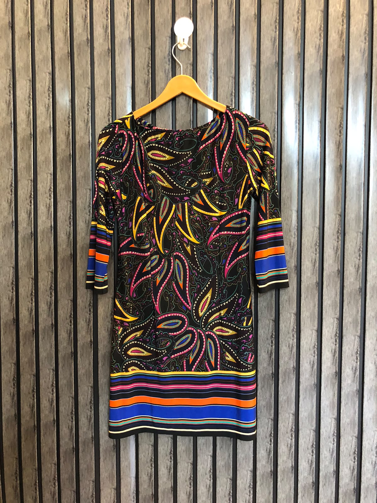 Chest 19  Lenght 31  Fabric silk jersey Branded Women's Casual Long Tops