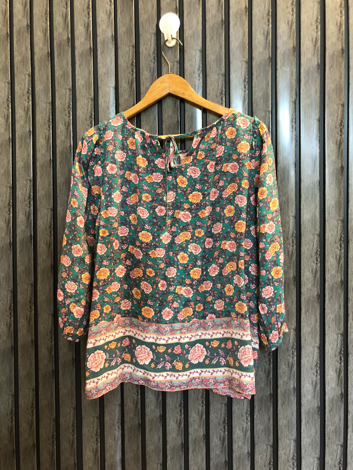 Chest 20  Length 24  Fabric Cotton Silk Women's Western Casual Top