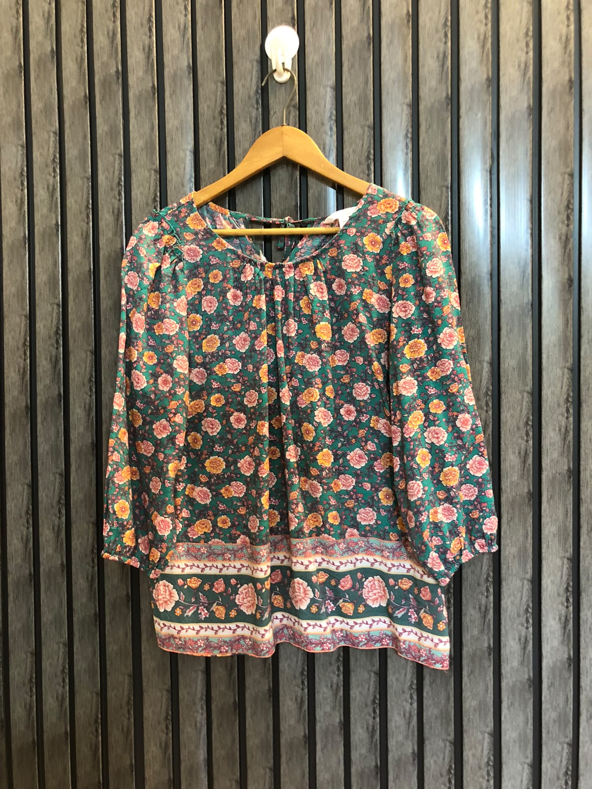 Chest 20  Length 24  Fabric Cotton Silk Women's Western Casual Top