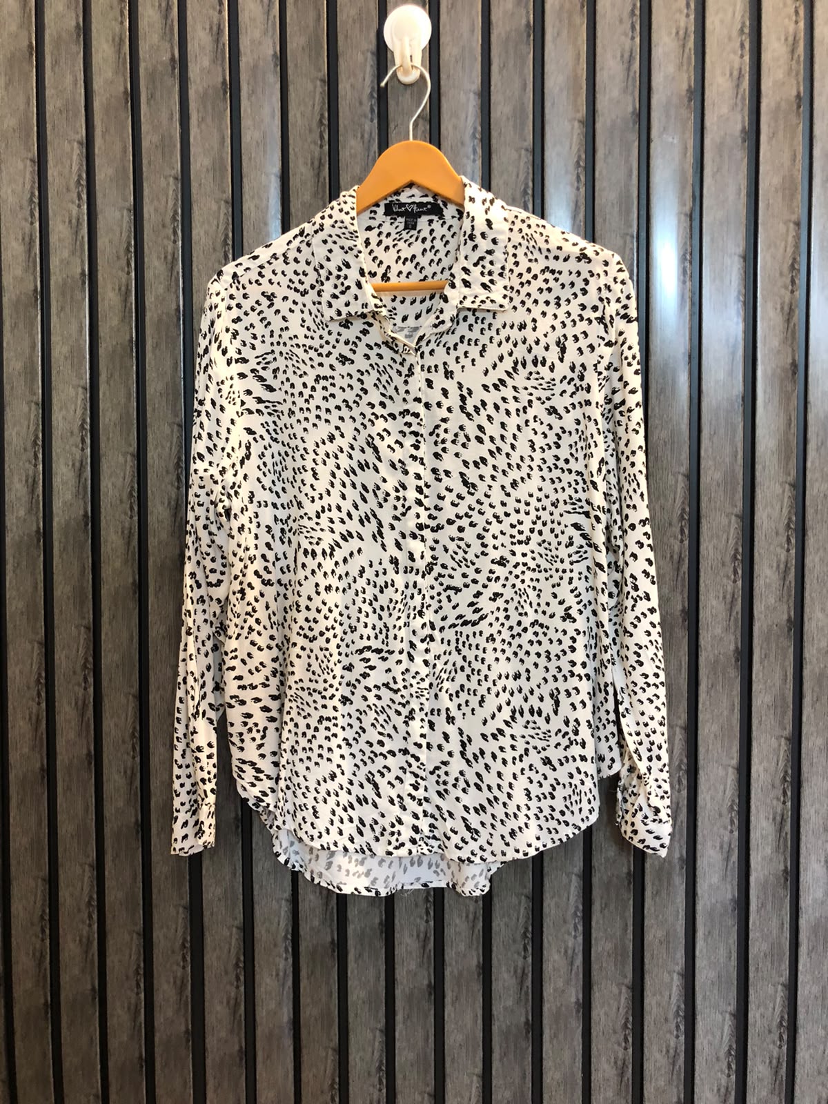 Chest 19  Length 26 To 27  Fabric Linen Casual Full Sleeve Ladies Top