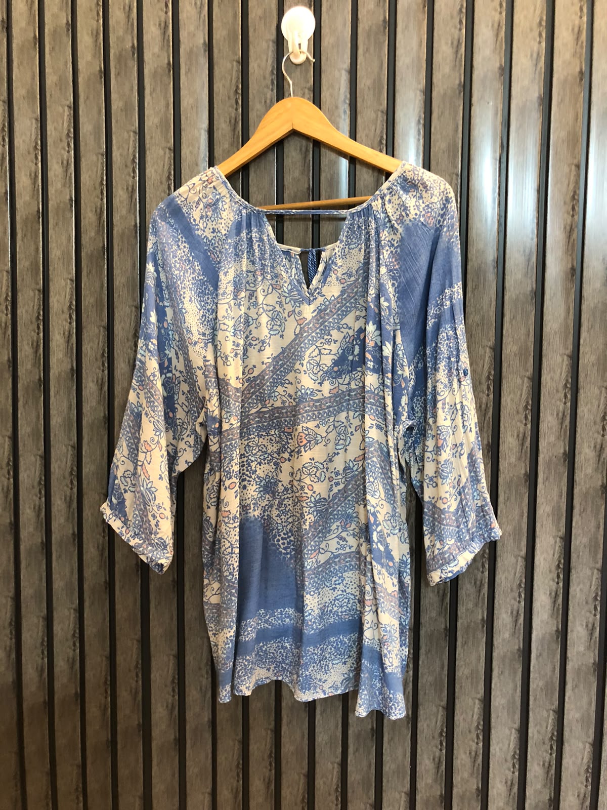 Chest 25  Length 26 To 27  Fabric Cotton Women's Full Sleeve Casual Wear