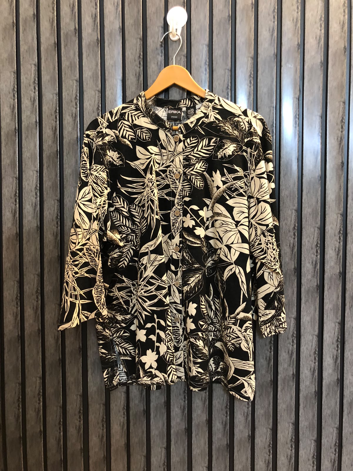 Chest 22  Length 25  Fabric Cotton Women's Modern Western Top