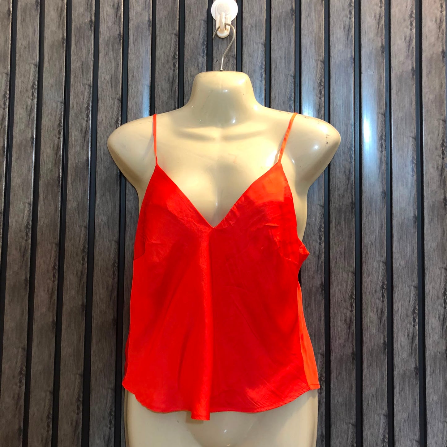 Chest small  Length 19  Fabric silk Women's Casual Crop Top