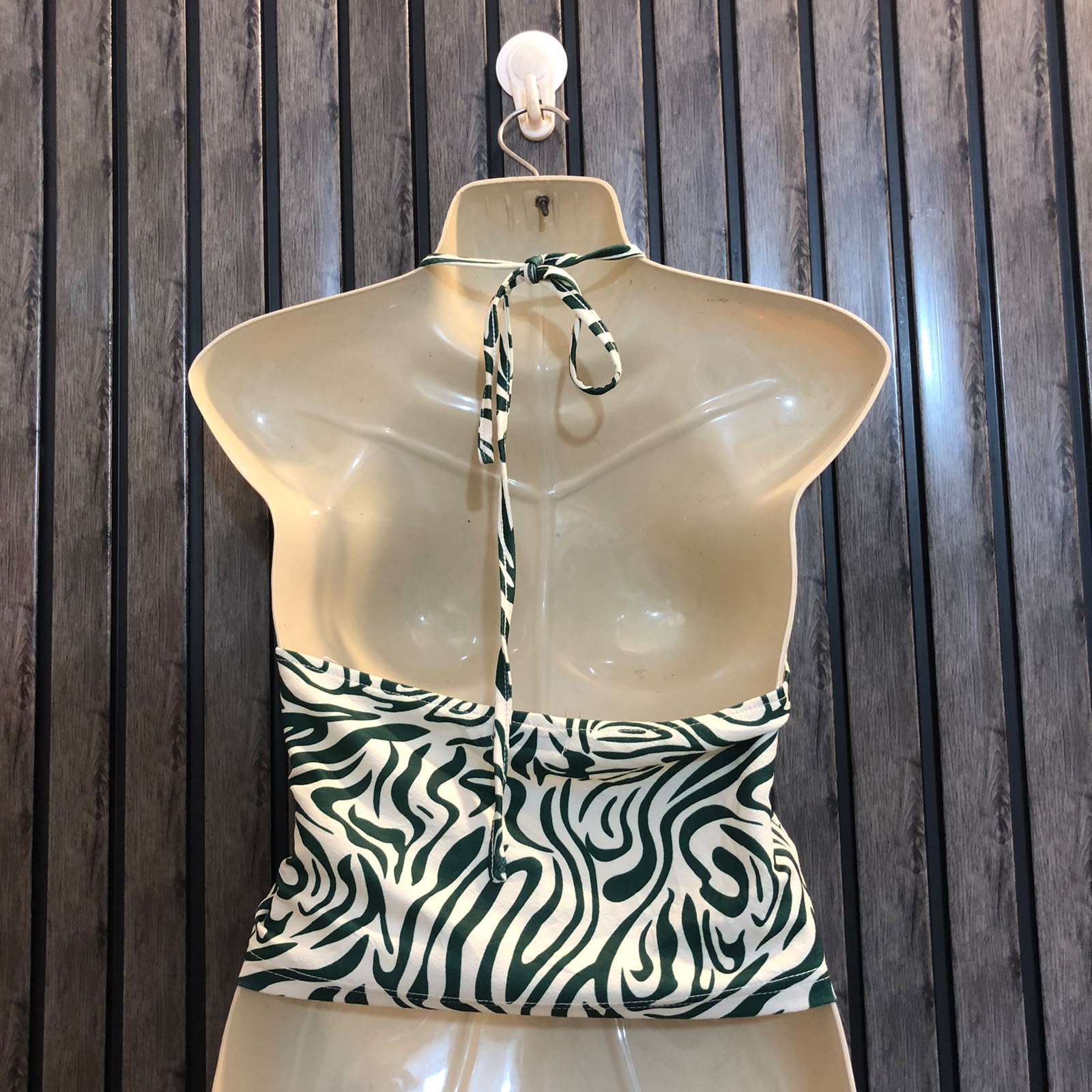 Chest medium  Length 15  Fabric silk jersey Women's Trend Crop Top