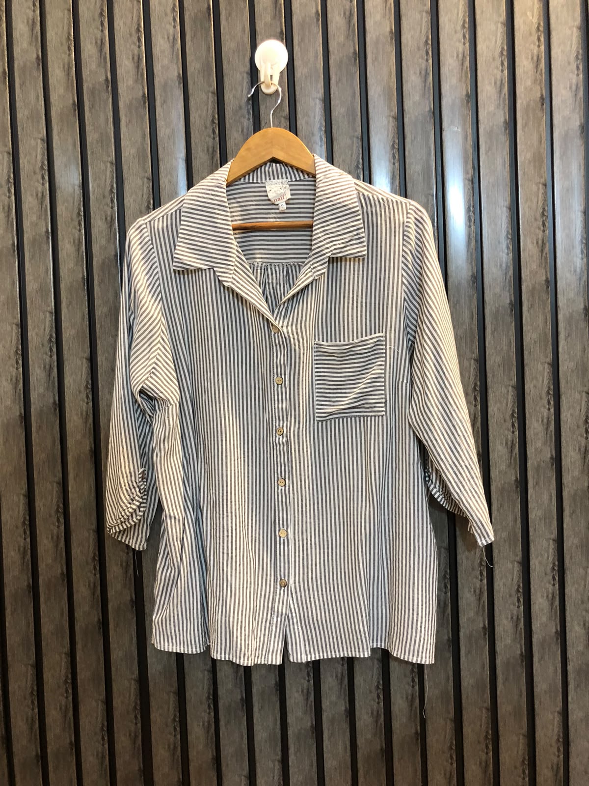 Chest 21  Length 24  Fabric linen Women's Modern Full Sleeve Top