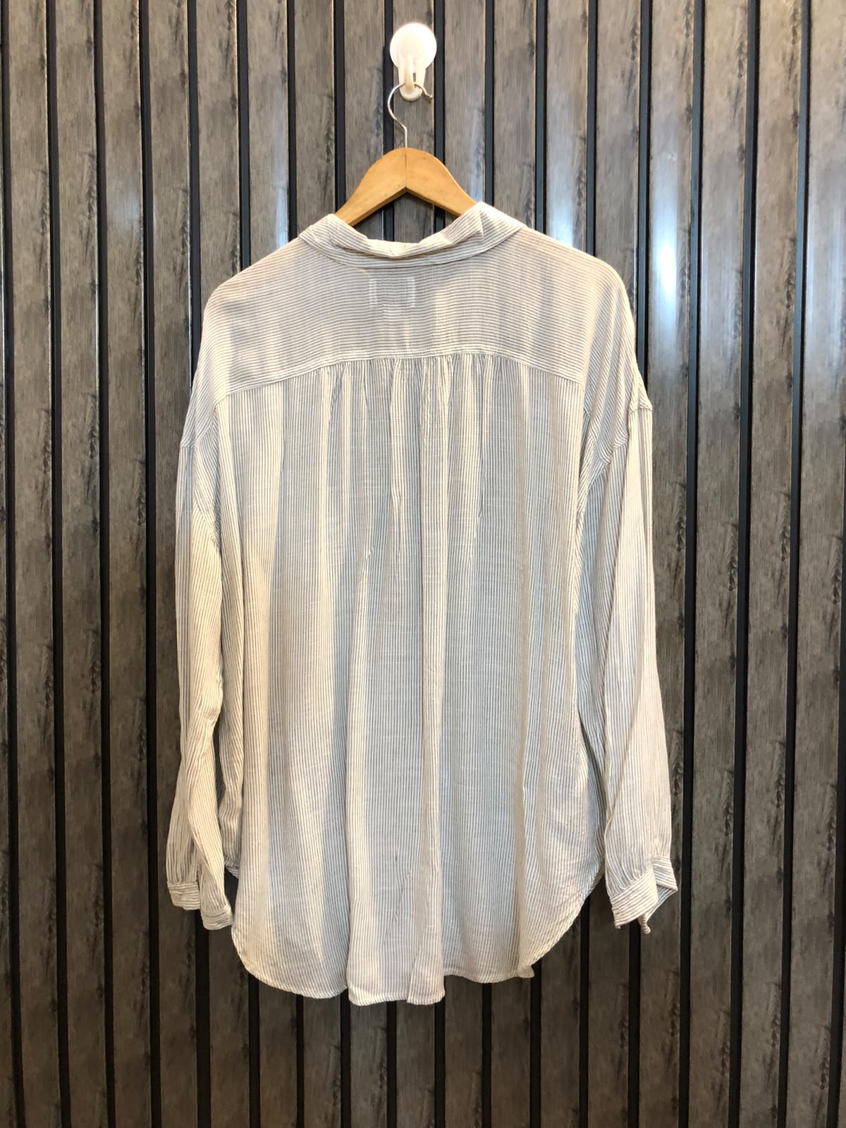 Chest medium  baggy style  Length 29  Fabric linen Women's Latest Full Sleeve Top