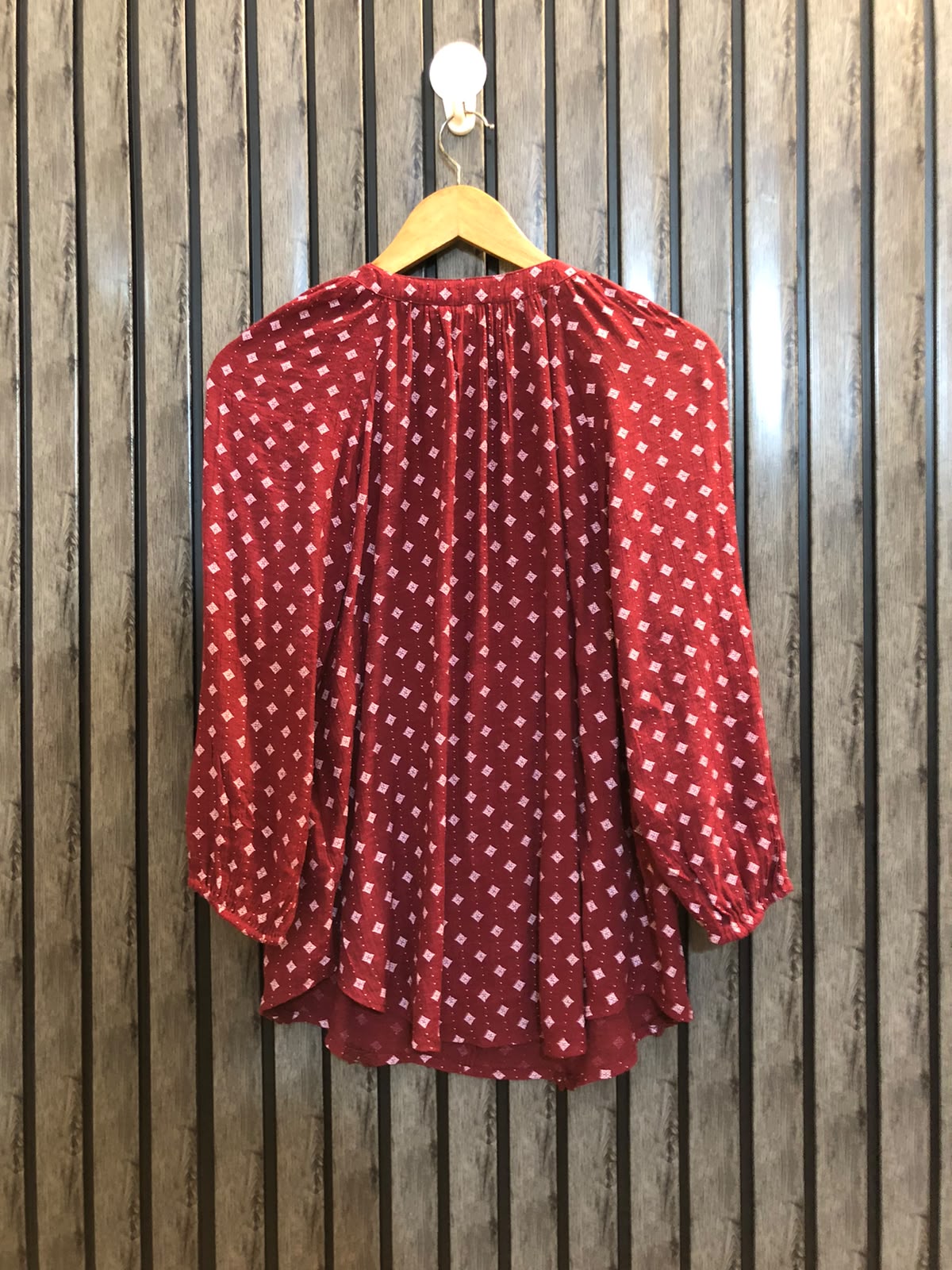Chest 20  Length 24  Fabric cotton silk Branded Western Women's Full Sleeve Top