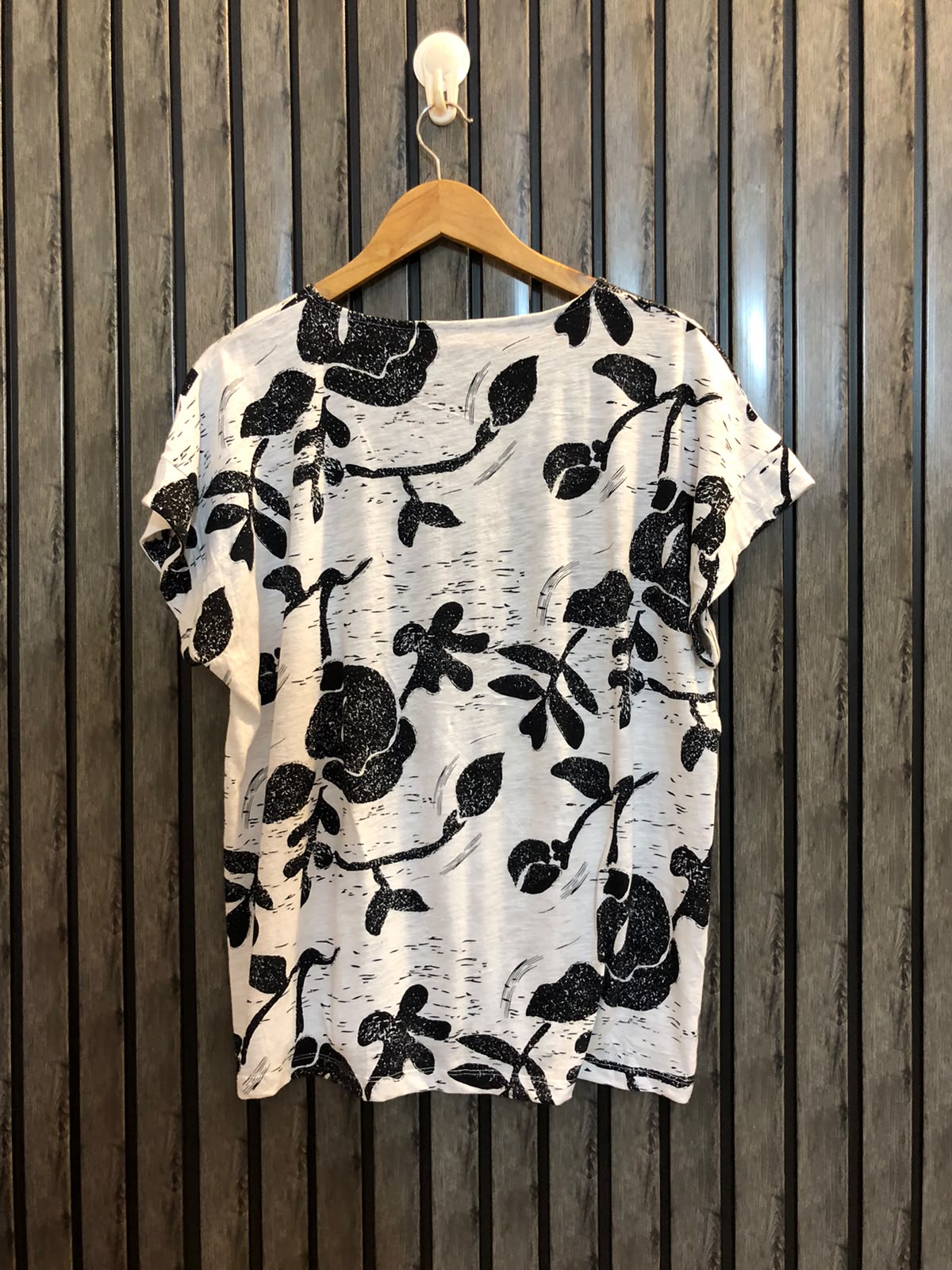Chest 24  Length 24 Women's Branded T-Shirt