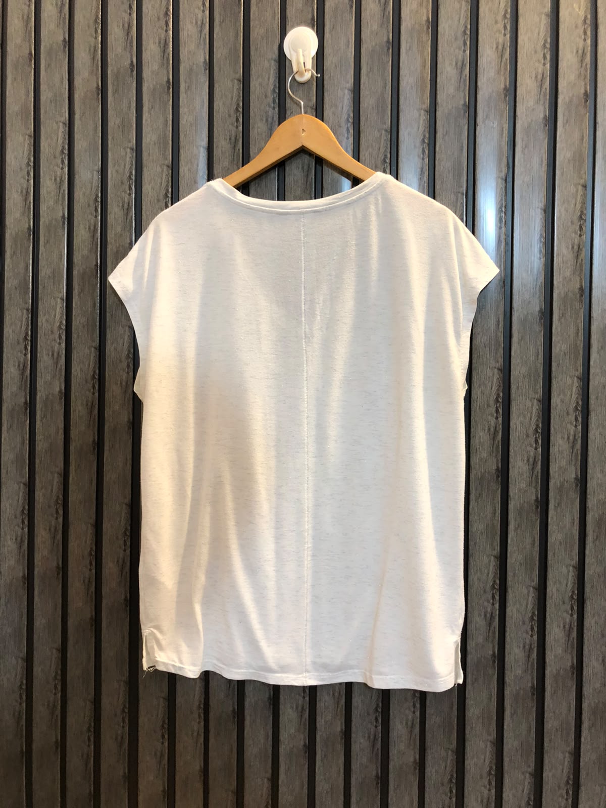 Chest 21  Length 26 Women's Modern T-Shirt