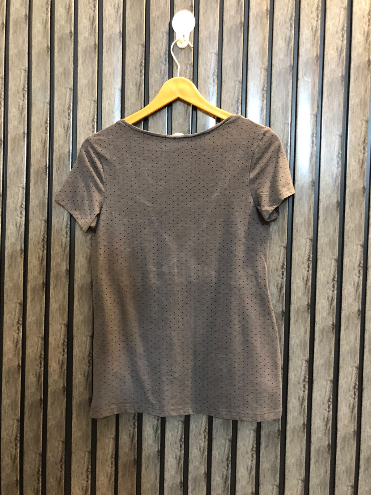 Chest 18  Length 23 Women's Modern T-Shirt