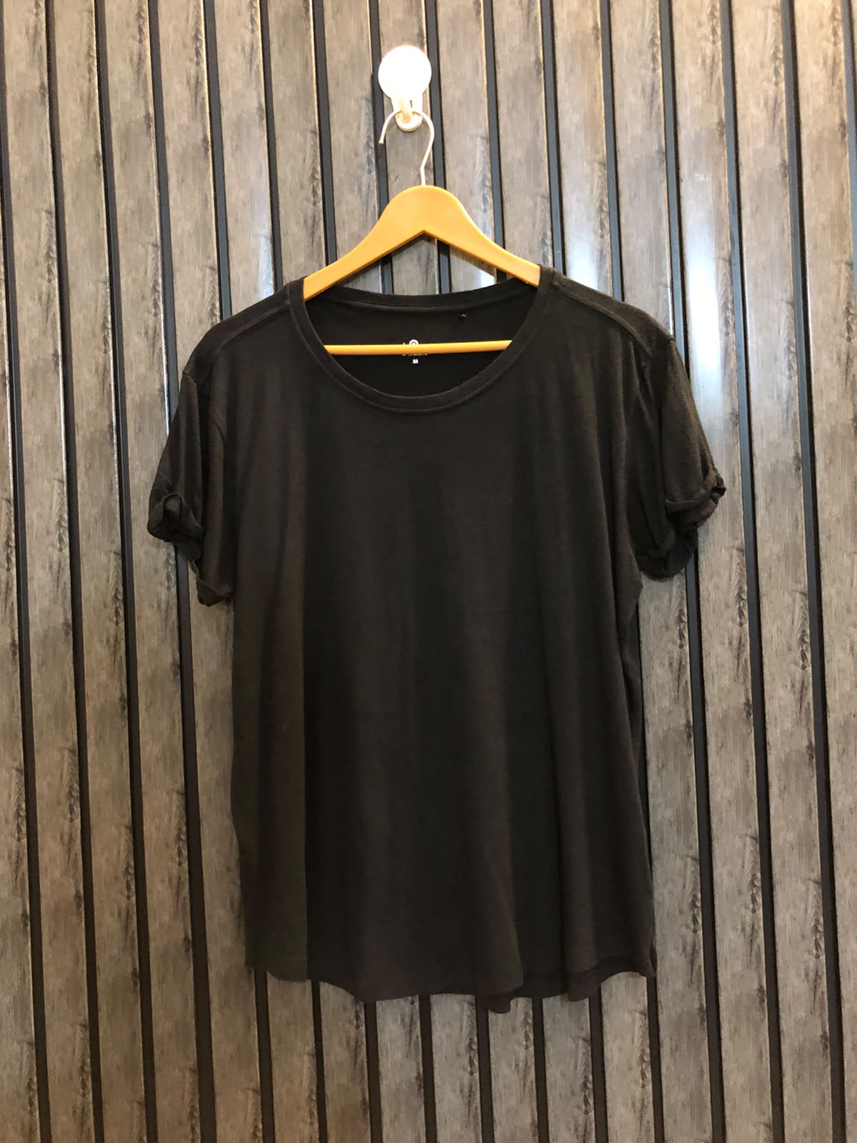Chest 21  Length 23 Women's Essential T-Shirt
