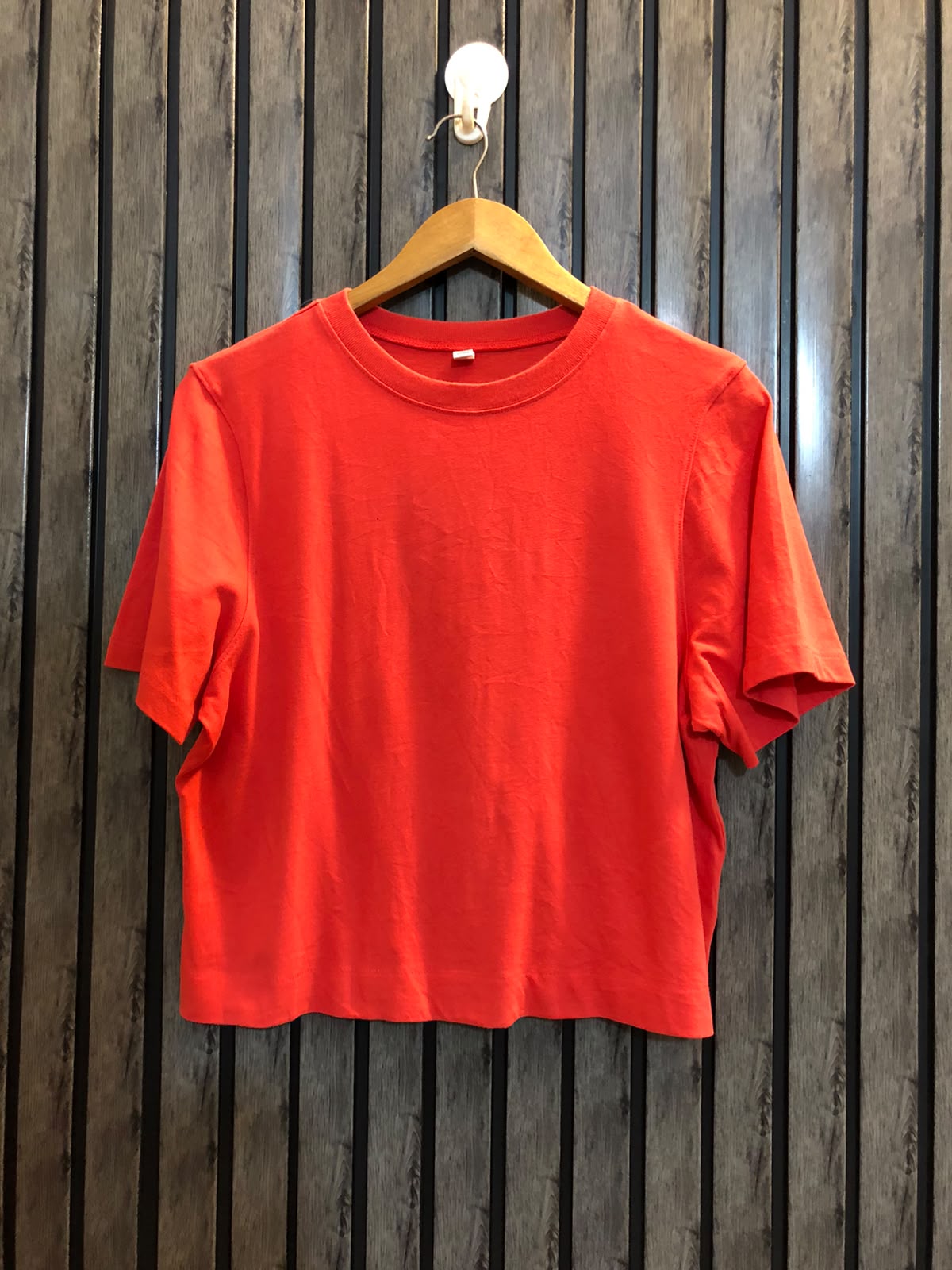 Chest Medium Women's Everyday Tee