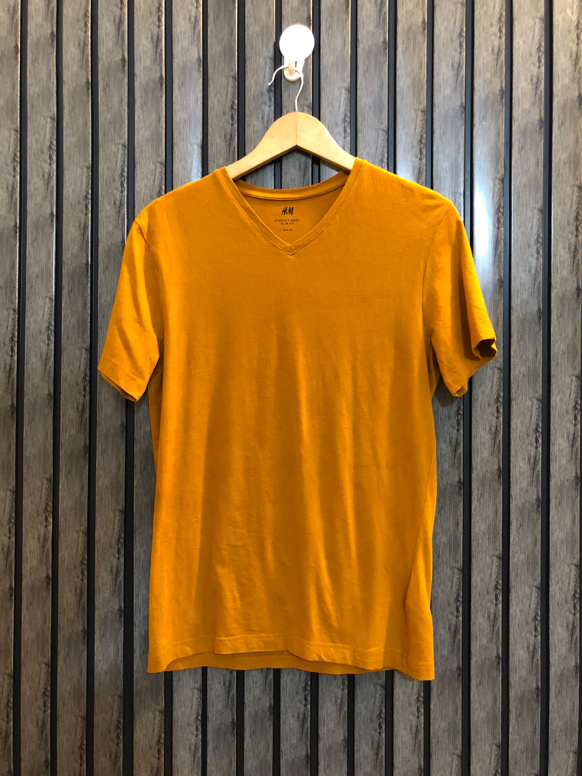 Chest 19  Length 24 Women's Soft Look Tee