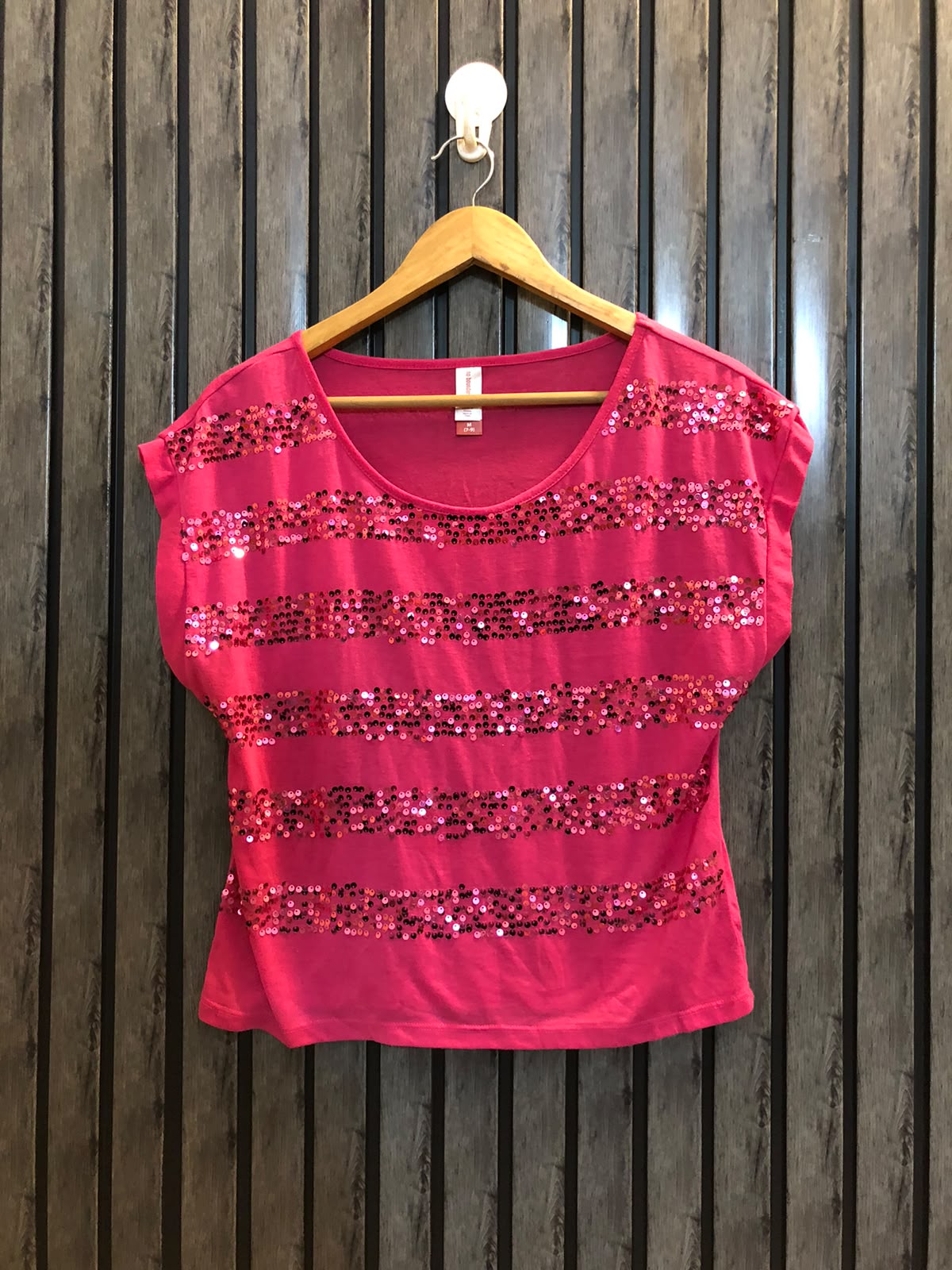 Chest 19  Length 19 Women's Essential Casual T-Shirt