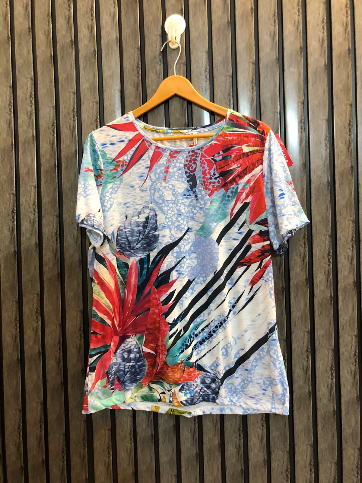 Chest 20  Length 24 Women's Cool Style Tee