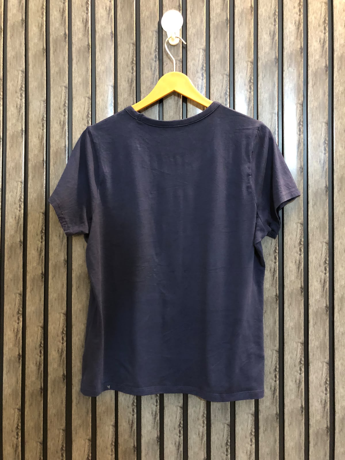 Chest 17  Length 22.5 Women's Classic Everyday Tee