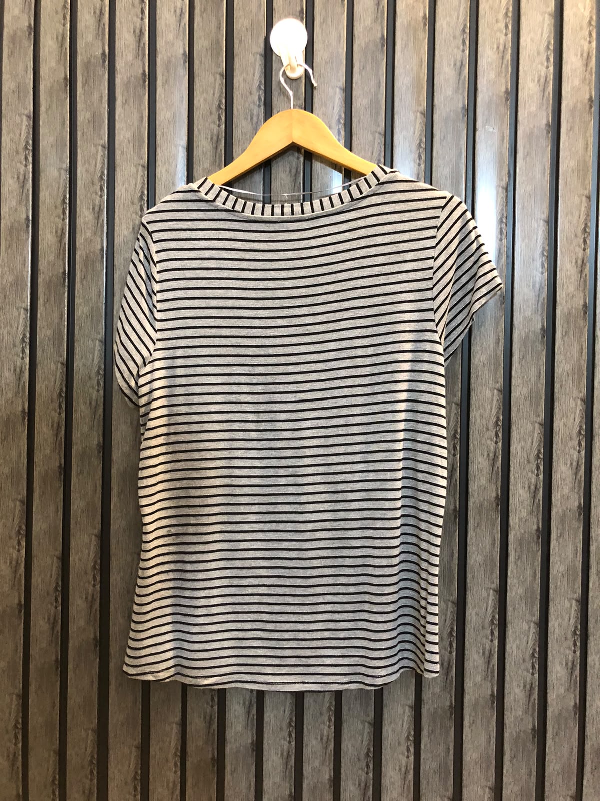 Chest 21  Length 24 Women's Trendy Casual Tee