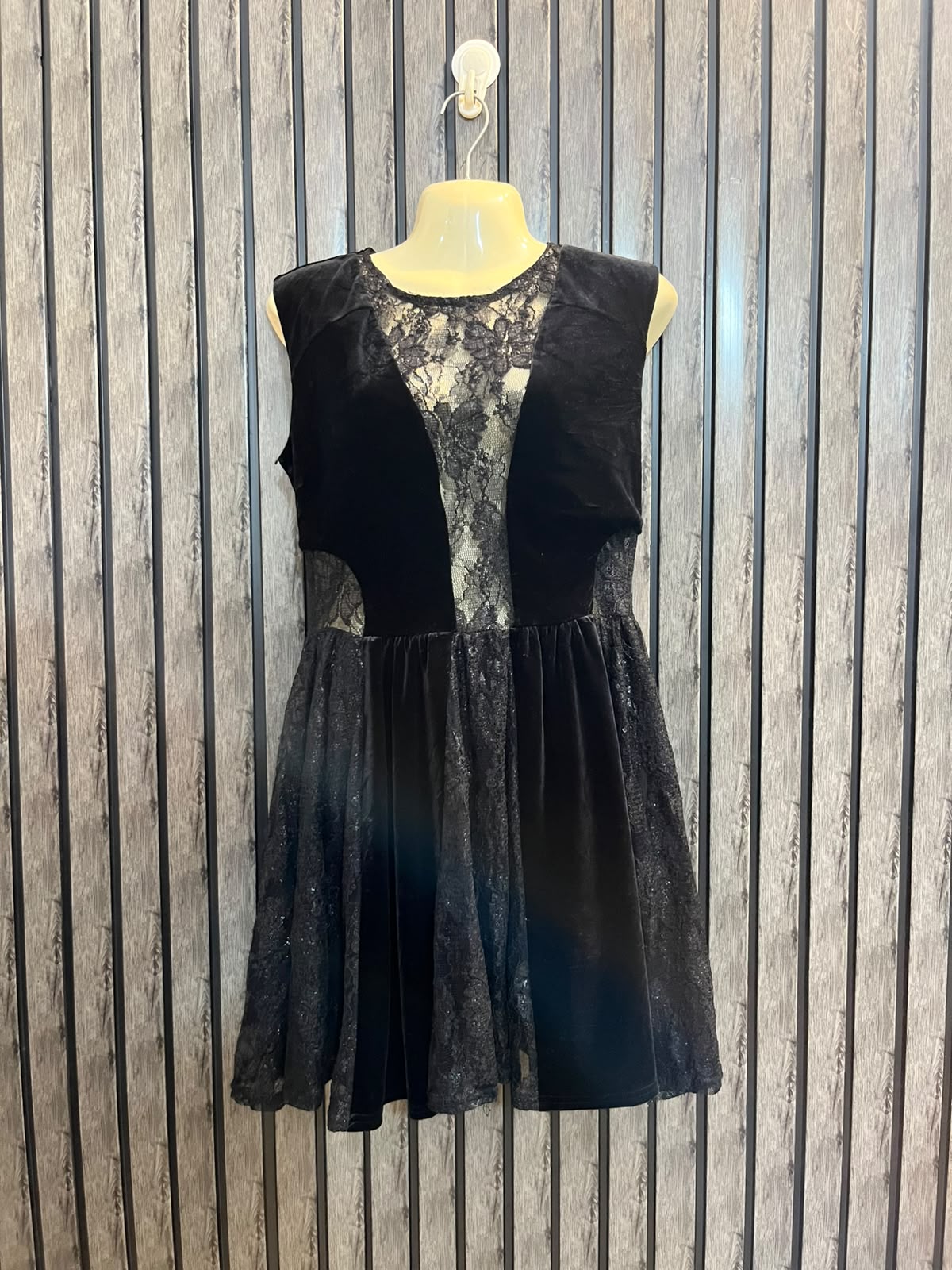 Chest 19  Length 31  Fabric Net Women's Stylish Western Clothing