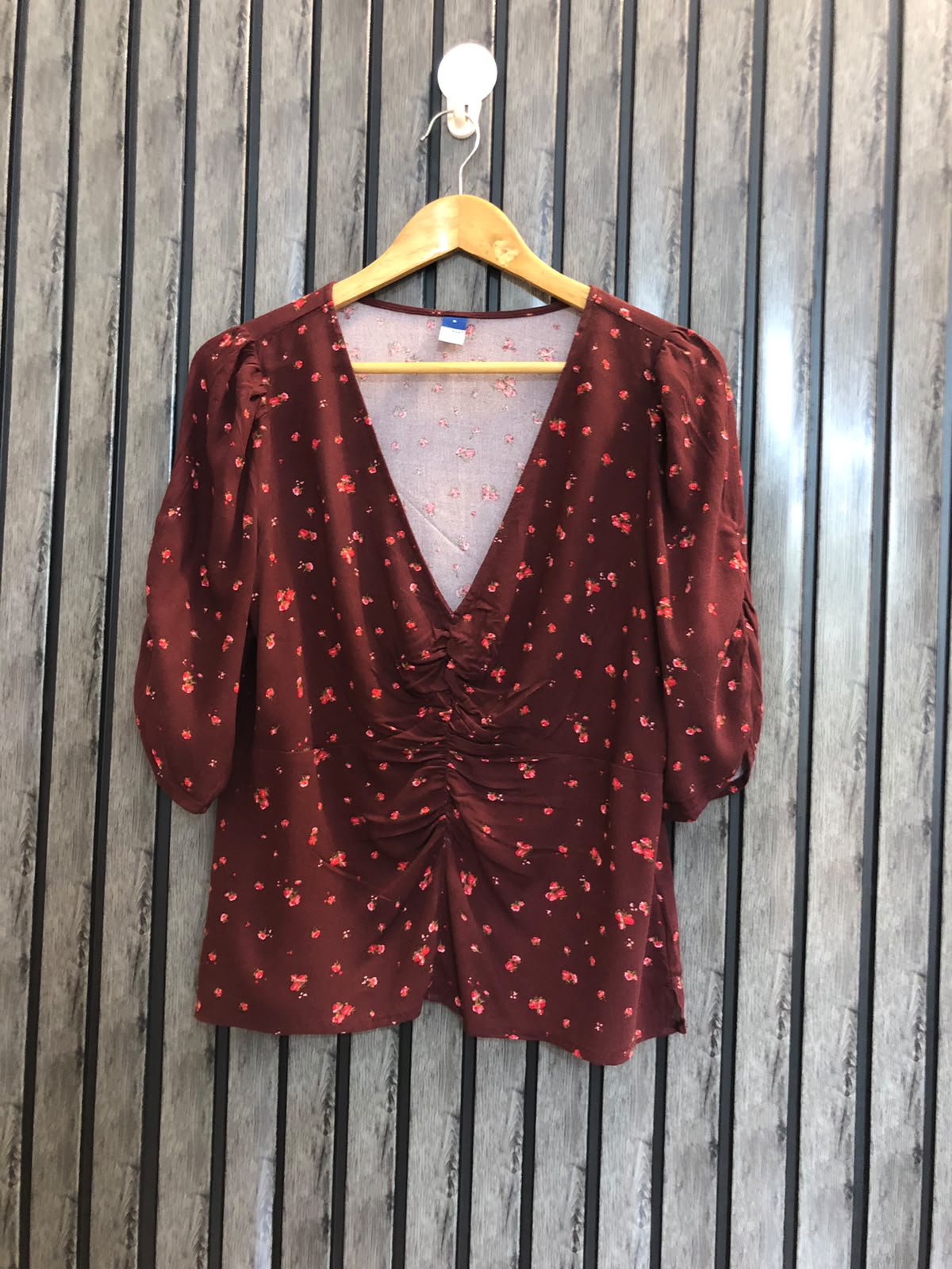 Chest 19  Length 20  Fabric Rayon Women's Trendy Crop Top