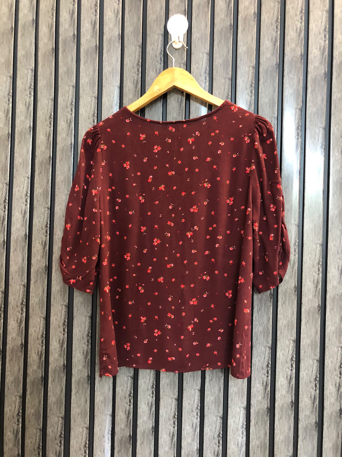 Chest 19  Length 20  Fabric Rayon Women's Trendy Crop Top