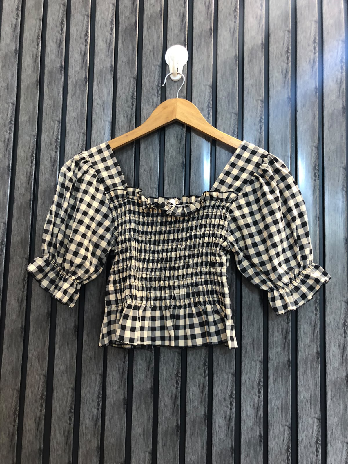 Chest Small  Length 14  Fabric Cotton Silk Women's Crop Top