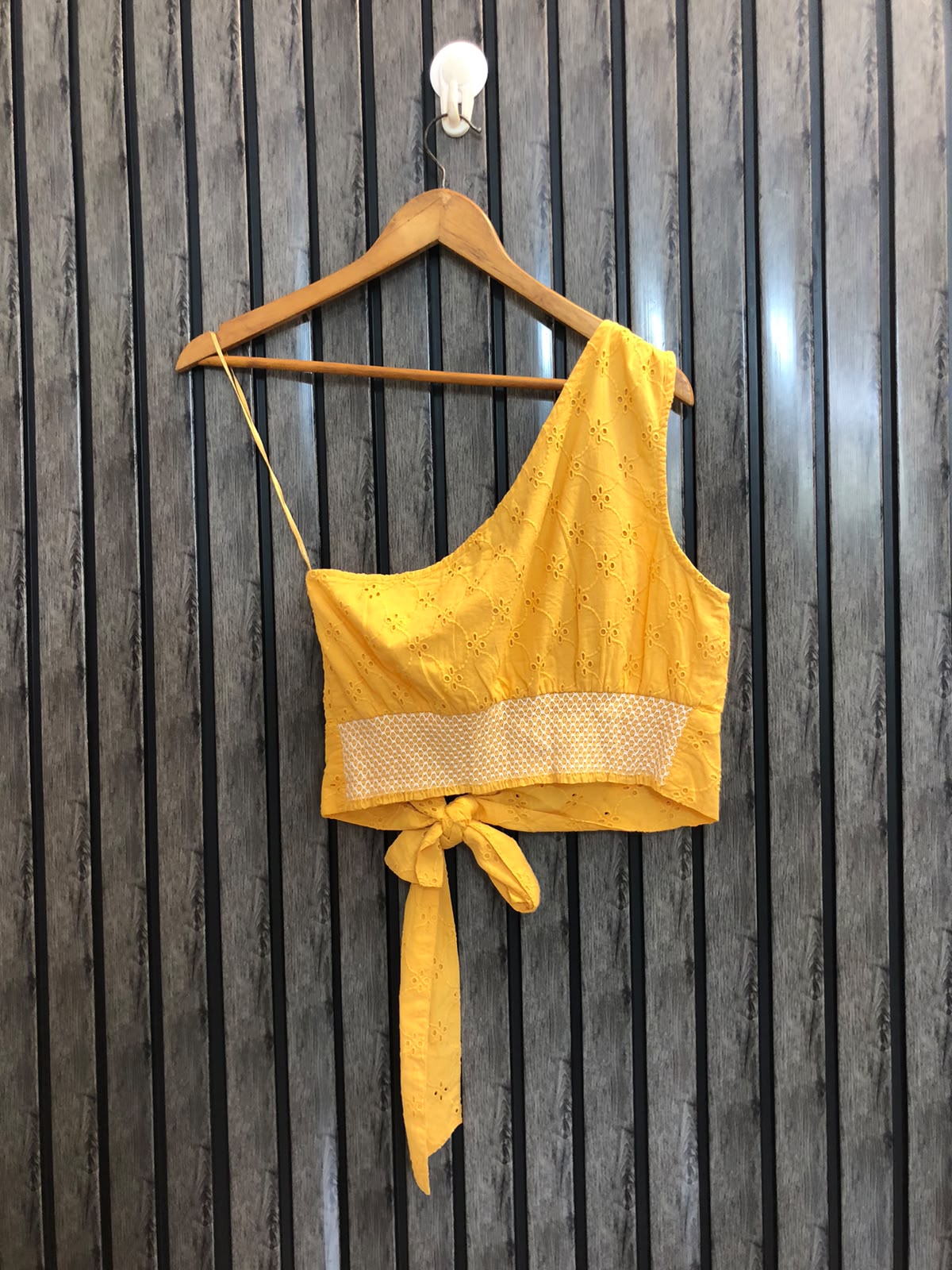 Chest 16  Length 14  Fabric Cotton Branded Women's Crop Top
