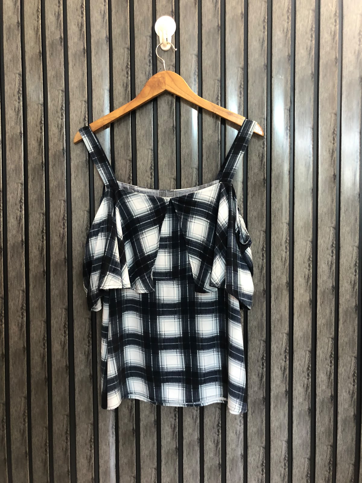 Chest 19  Length 24  Fabric Linen Women's Quality fashion Top
