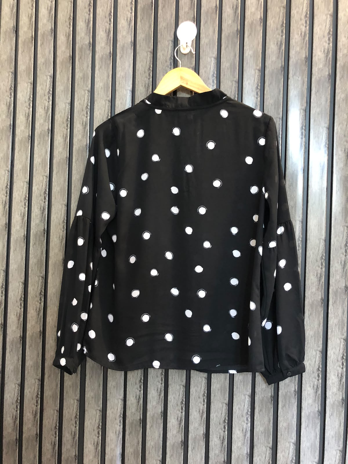 Chest 18  Lenght 23  Fabric chiffon Fashionable Western Full Sleeve Tops