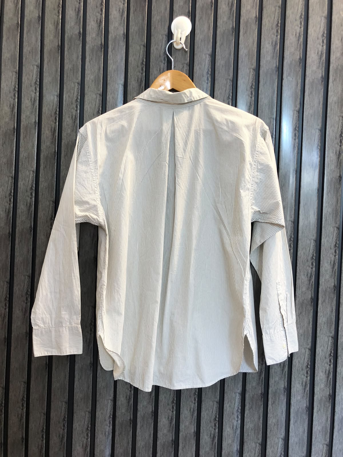 Chest 17.5  Lenght 24 to 25  Fabric cotton silk Western Style Long Sleeve Tops for Women