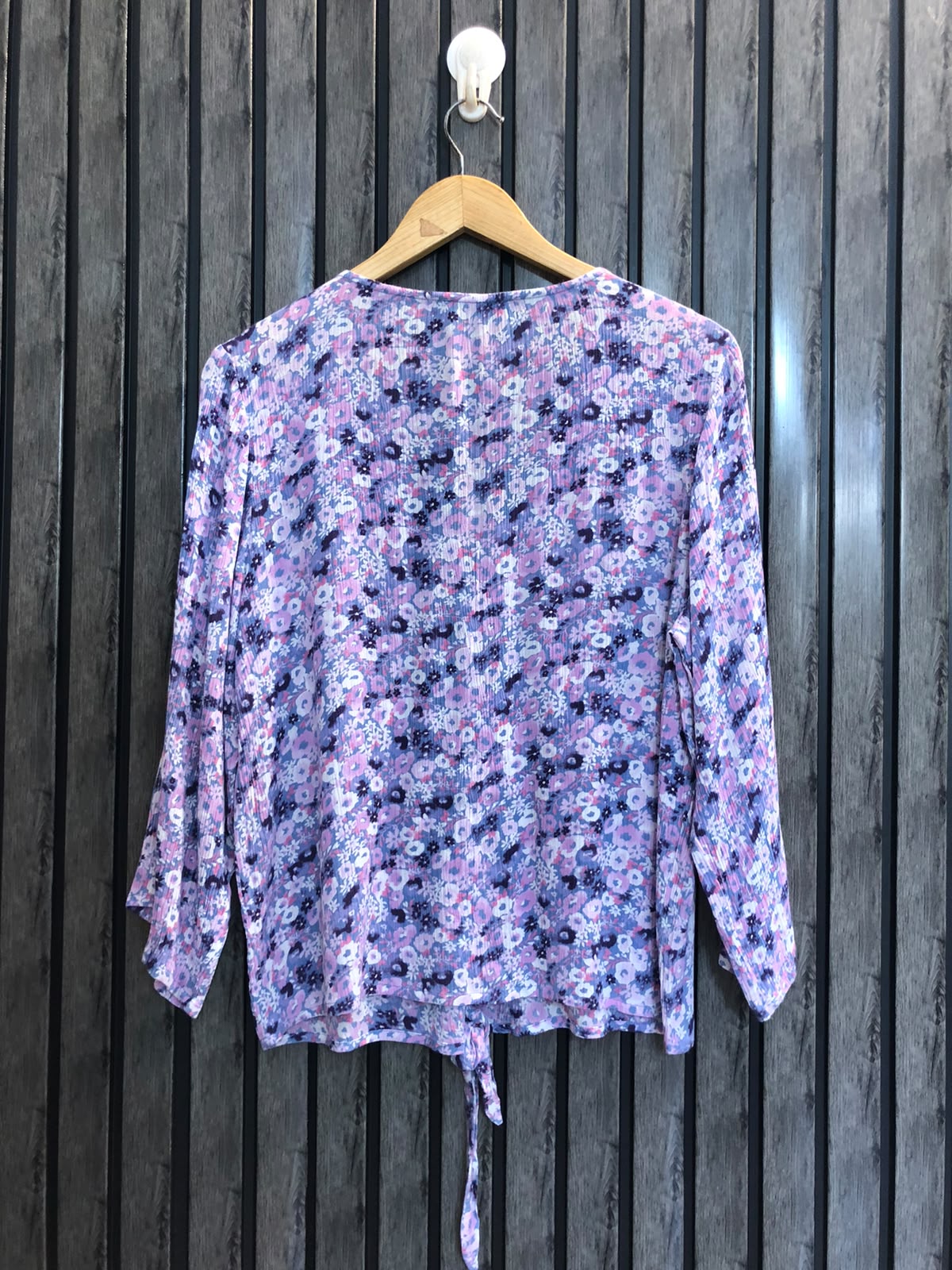 Chest 19  Lenght 23  Fabric rayon Trendy Women's Long Sleeve Blouses