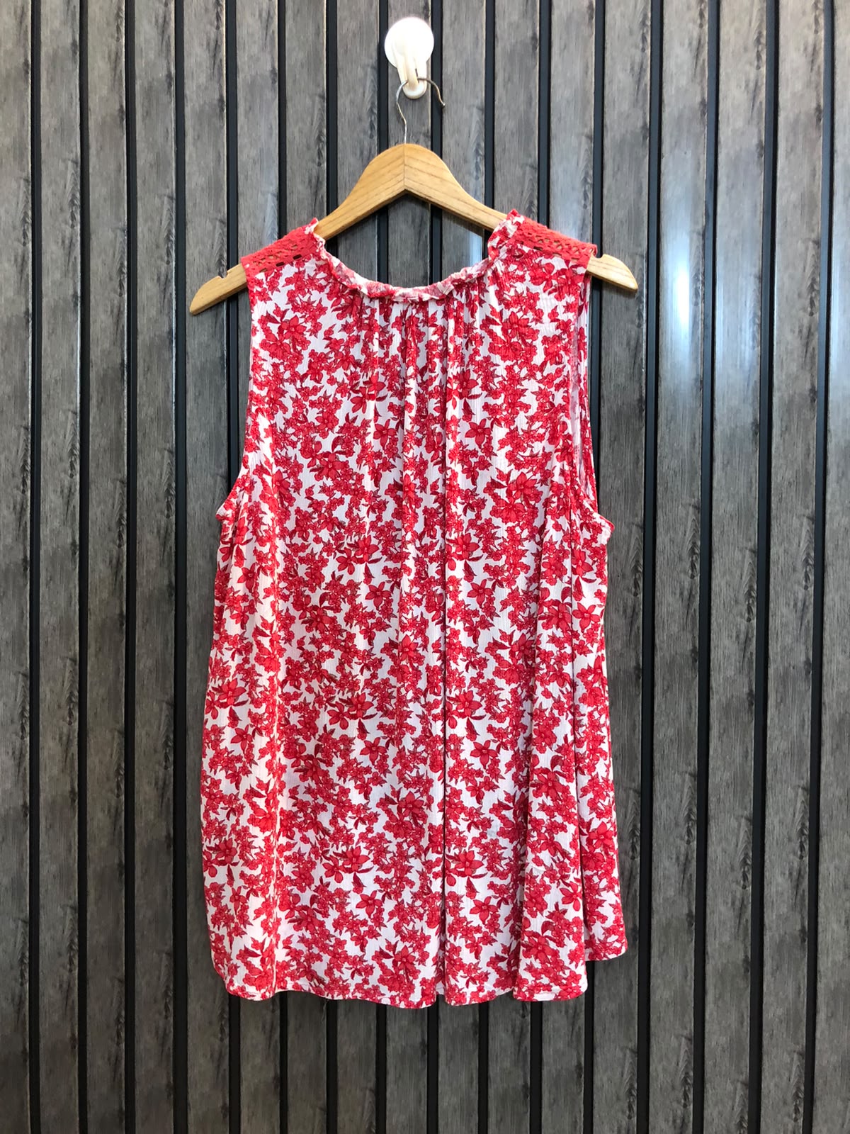 Chest 24  Length 28  Fabric Rayon Wetern Sleeveless Top