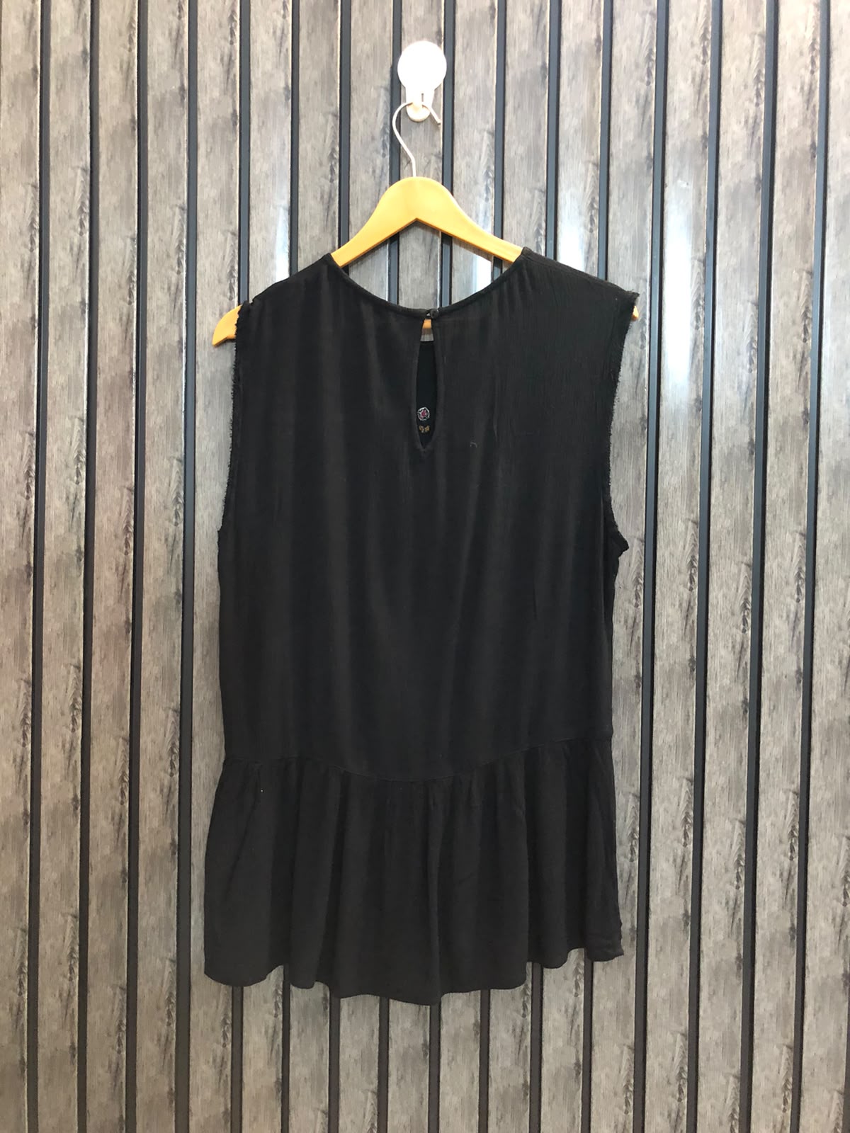 Chest 20  Length 25  Fabric Cotton Stylish Western Top