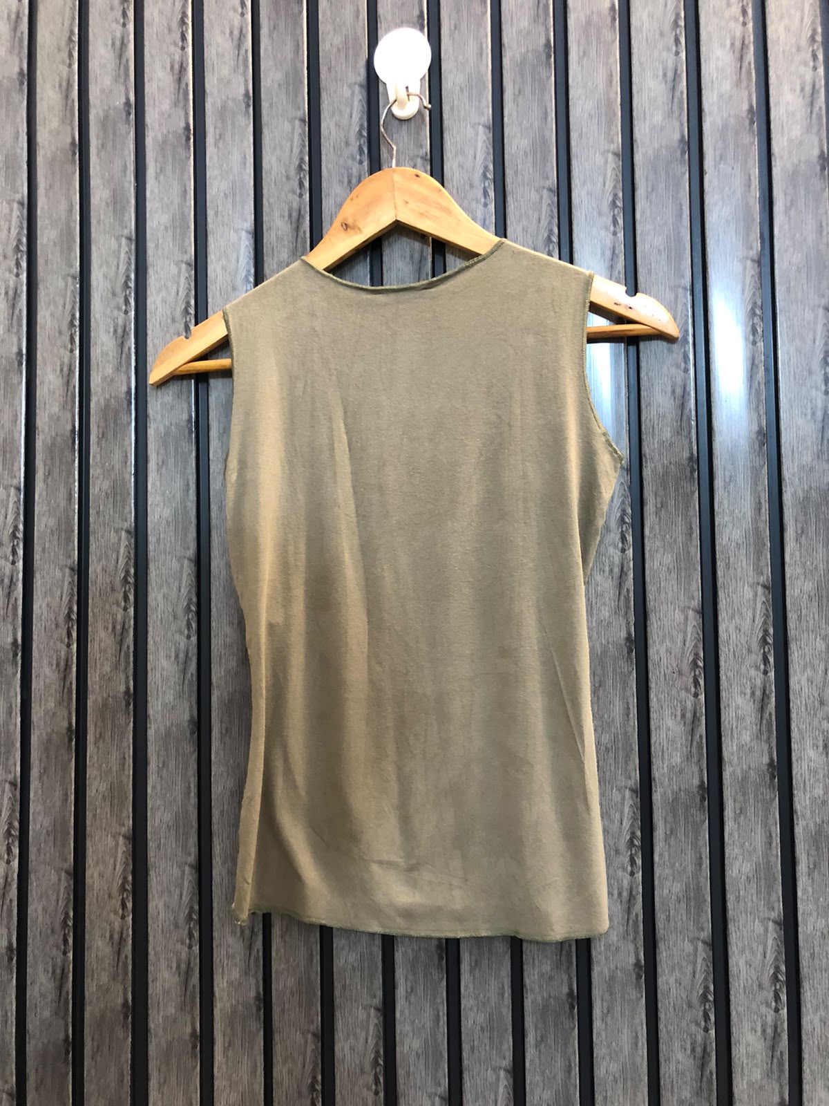 Chest 18  Lenght 19 Ladies Branded T-Shirts