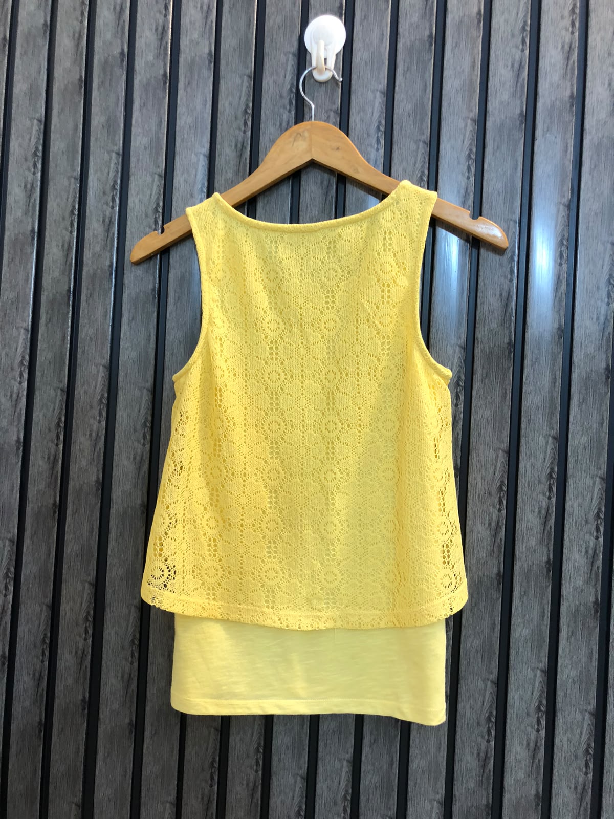 Chest 16  Length 21 Women's Clothing Store