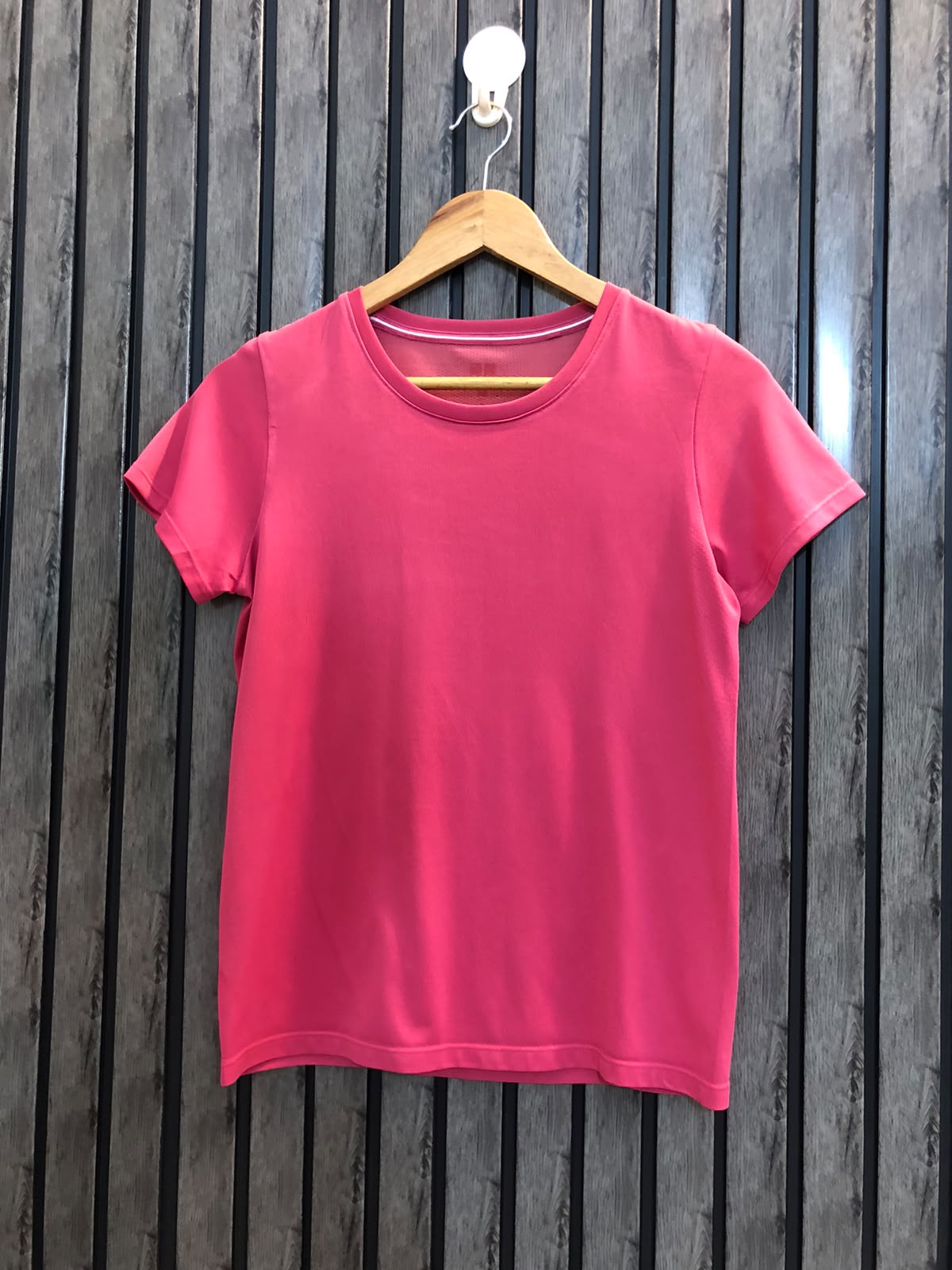 Chest 18  Length 22 Women's Collection