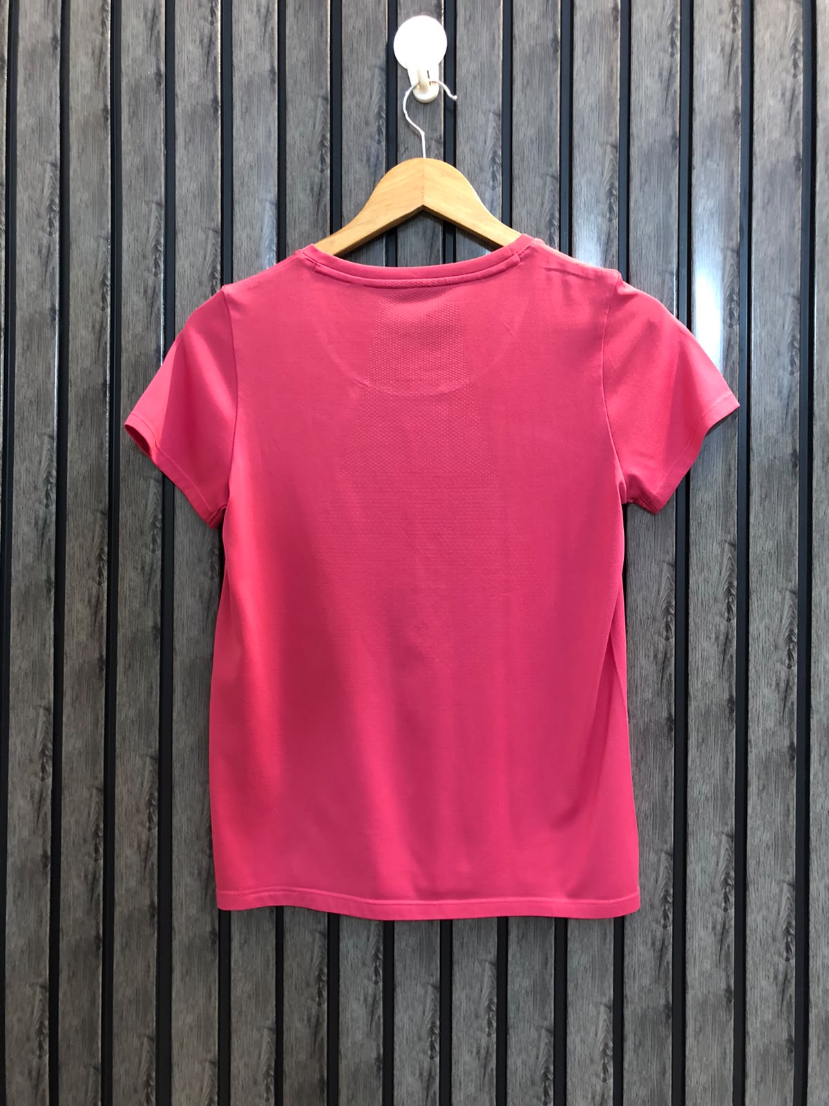 Chest 18  Length 22 Women's Collection