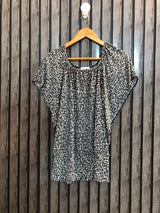 Chest 121  Length 25 Ladies Clothing Store